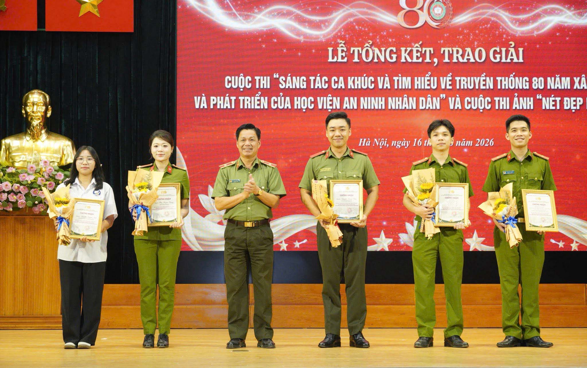 0c2b9b00-9417-4351-b963-dd48c399807d.jpg