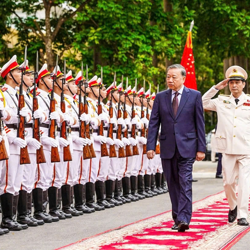 Tổng Bí thư, Chủ tịch nước Tô Lâm dự Lễ Kỷ niệm 80 năm Ngày truyền thống Học viện An ninh nhân dân và đón nhận danh hiệu An hùng lực lượng Vũ trang nhân dân lần thứ Ba