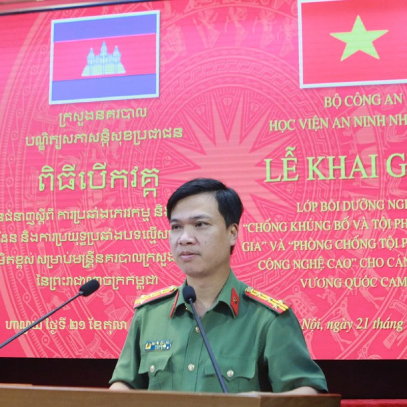 Khai giảng lớp Bồi dưỡng nghiệp vụ phòng, chống khủng bố và tội phạm xuyên quốc gia; tội phạm sử dụng công nghệ cao cho cán bộ Bộ Nội vụ Vương quốc Campuchia