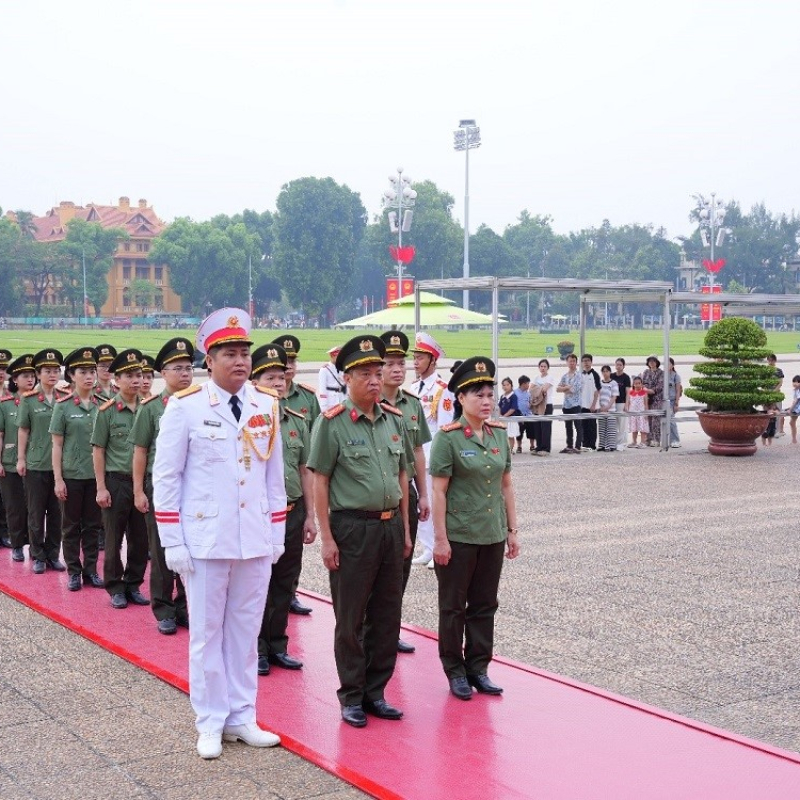 Phòng Quản lý nghiên cứu khoa học tổ chức các hoạt động hướng tới kỷ niệm 79 năm Ngày Thương binh - Liệt sĩ (27/7/1947 - 27/7/2026)
