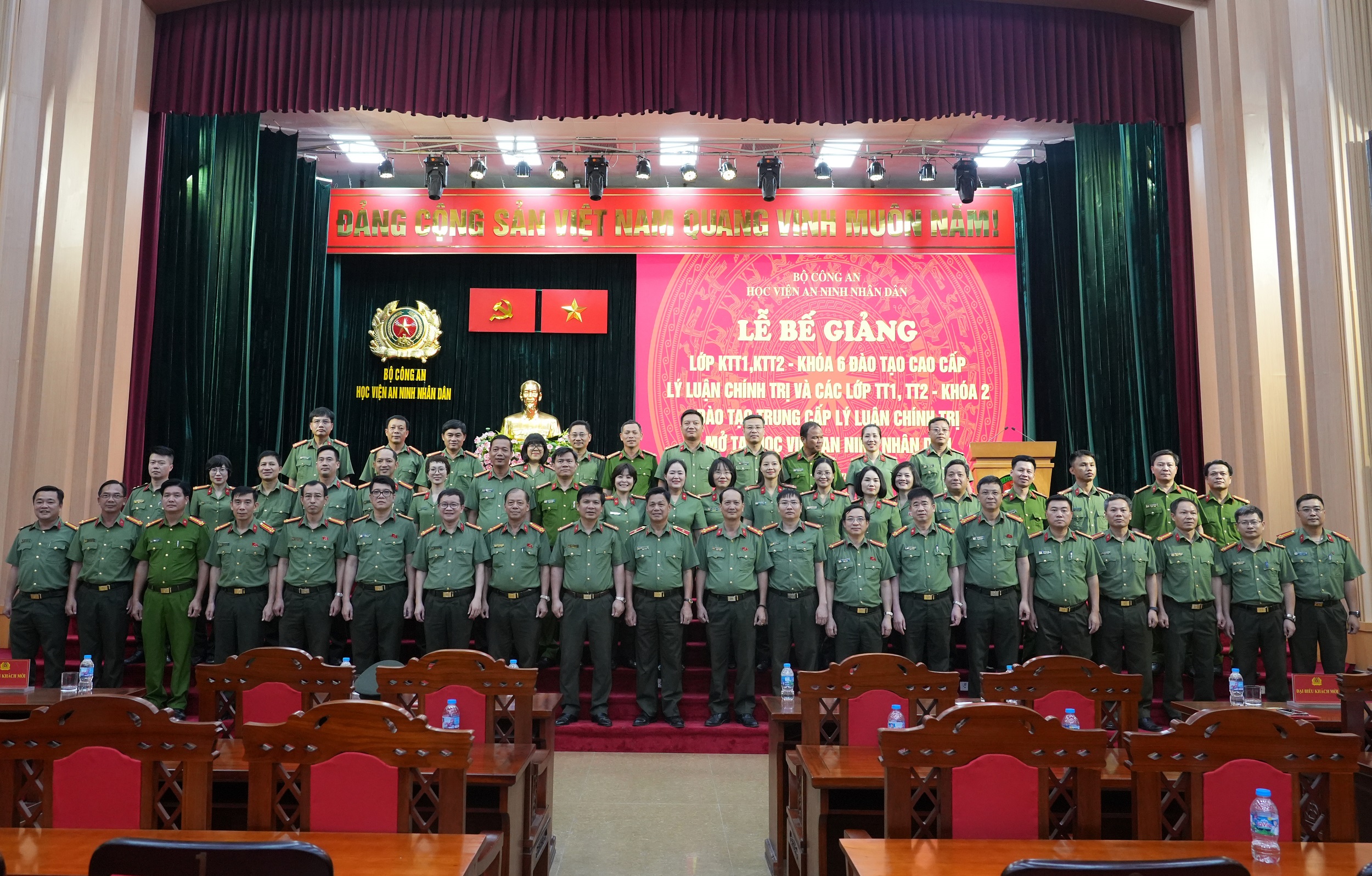 8b56dbb4-613d-45a9-aab7-d474775ff19b.jpg