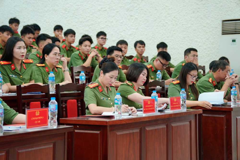 acaf65d5-8281-4388-82e9-8b390b60bf04.jpg