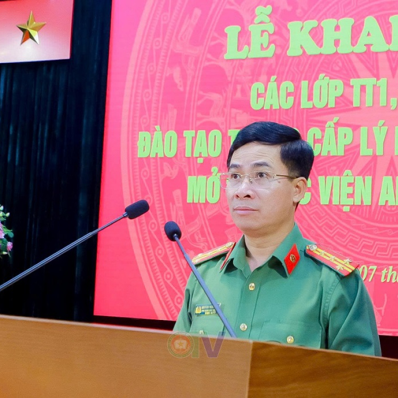 Khai giảng các lớp đào tạo trung cấp lý luận chính trị mở tại Học viện