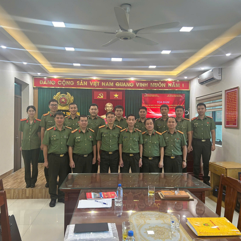 Khoa An ninh chính trị nội bộ tổ chức Tọa đàm tại Công an tỉnh Thanh Hóa