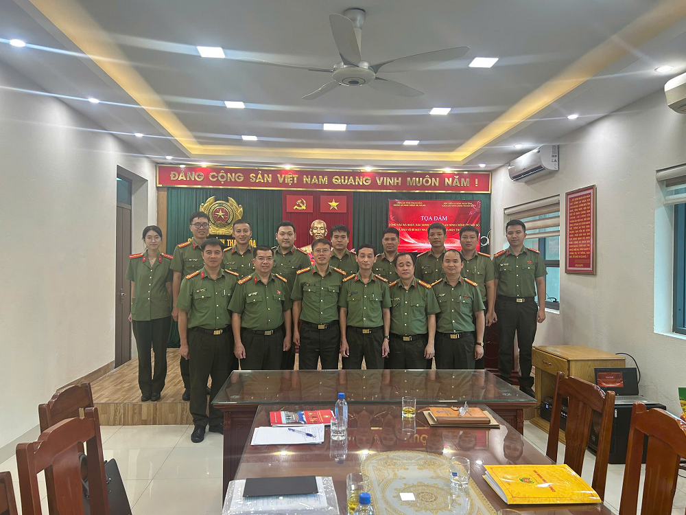 Khoa An ninh chính trị nội bộ tổ chức Tọa đàm tại Công an tỉnh Thanh Hóa