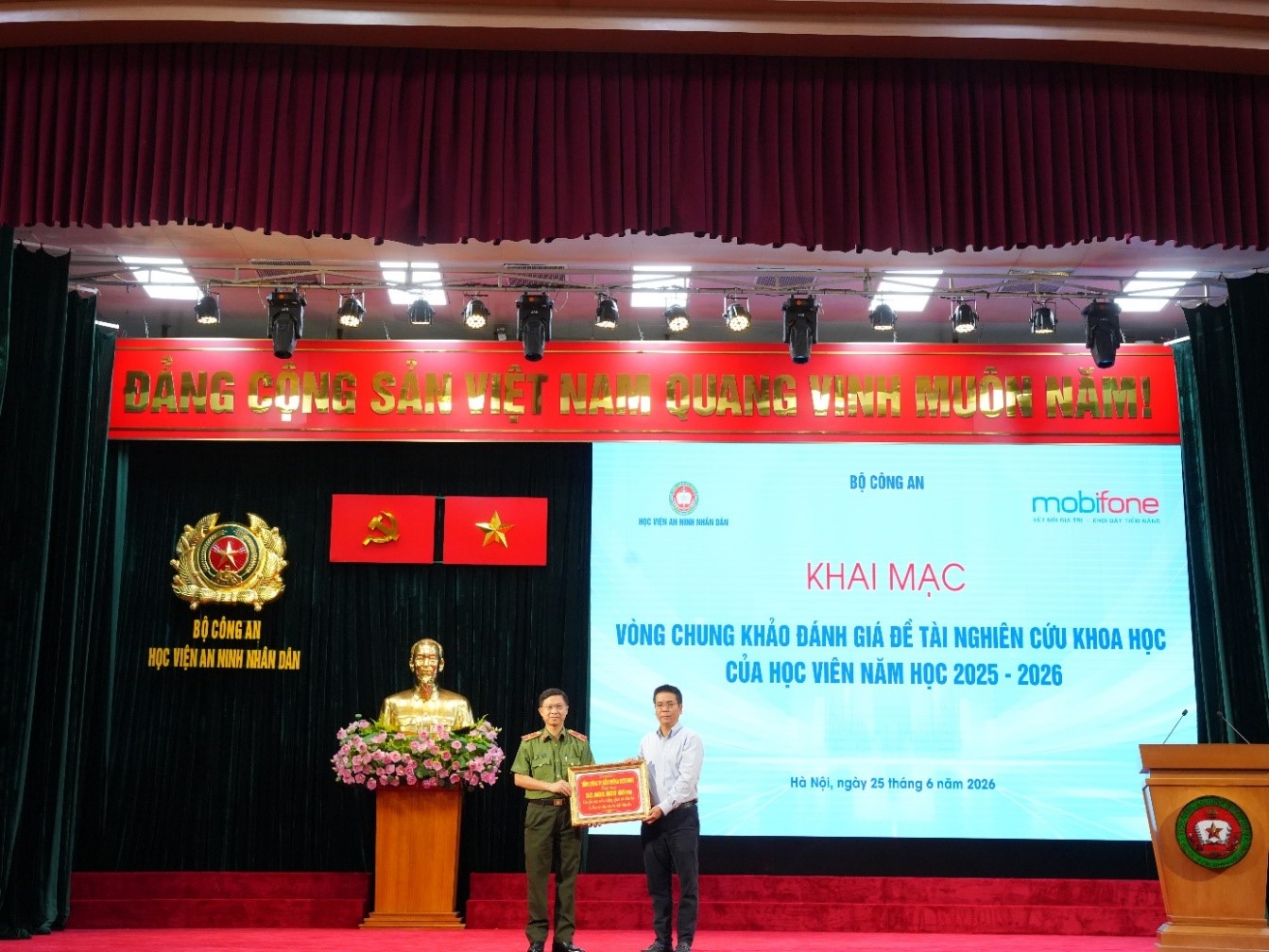 c952fbfe-fb0f-40f8-904a-bc3b1aac2735.jpg