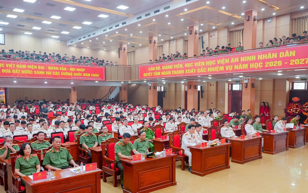 d4c7bde1-88cd-4f15-bf8f-7e622741b809.jpg