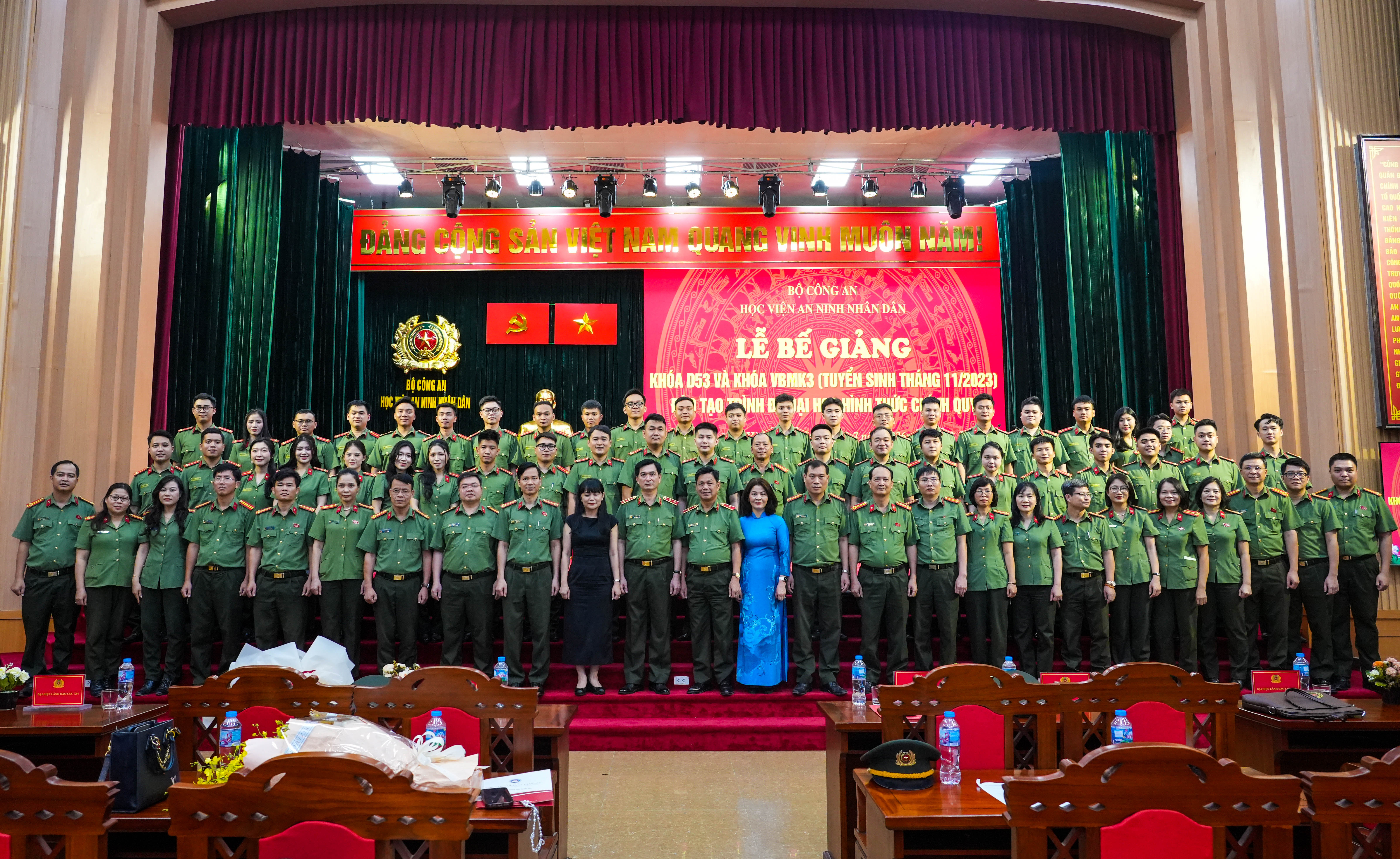 ed5374be-8bfa-4083-ac19-f6881a73264c.jpg