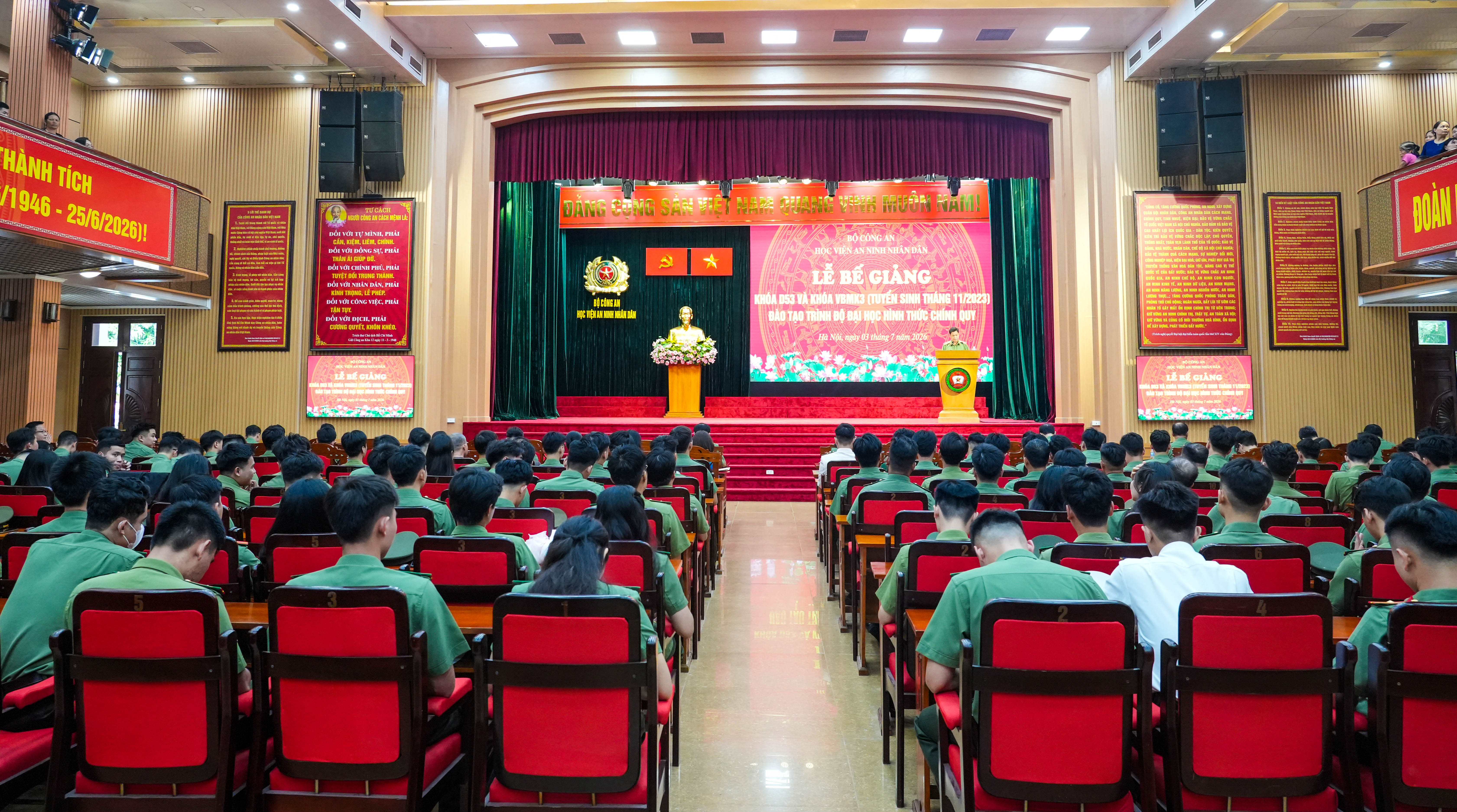 ed92bd12-e379-43b5-9bb6-da8490ec78b2.jpg