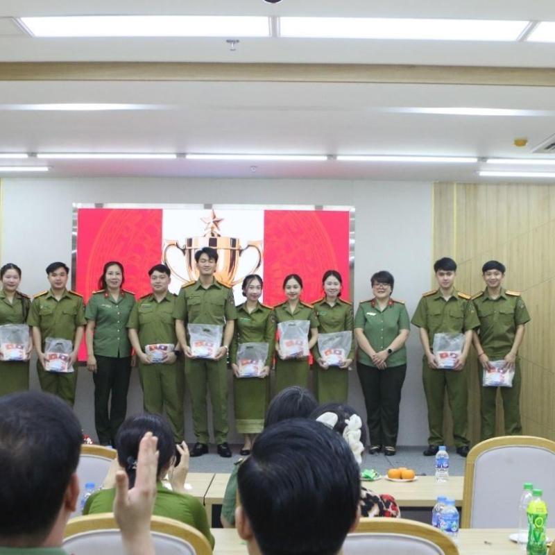 The People's Security Academy organizes the “Vietnam - Laos Cultural Exchange” Program