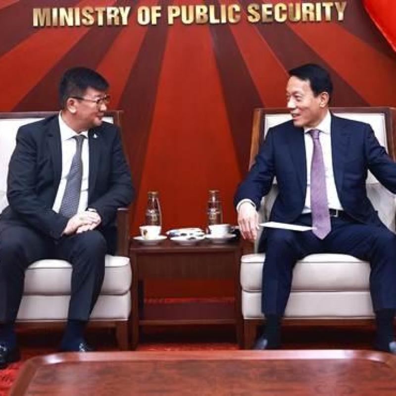 Bộ trưởng Lương Tam Quang tiếp Đại sứ Mông Cổ tại Việt Nam