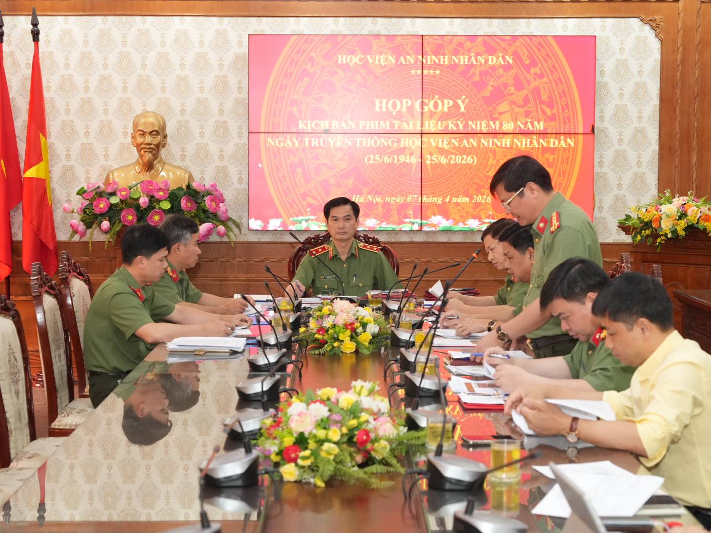 Họp Ban Chỉ đạo về xây dựng phim 80 năm truyền thống Học viện
